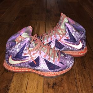 Lebron Galaxy 10